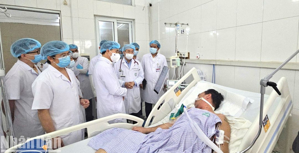 Bộ Y tế ban hành văn bản về việc tăng cường đảm bảo an ninh, an toàn cho người bệnh và nhân viên y tế tại các cơ sở khám chữa bệnh.