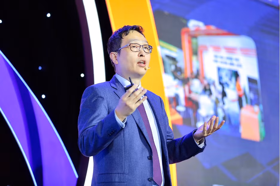 Gijae Seong, Giám đốc Điều hành Amazon Global Selling Việt Nam, công bố chiến lược năm 2024.