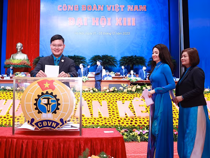 100% đại biểu đã nhất trí với Đề án nhân sự Ban Chấp hành khóa XIII.