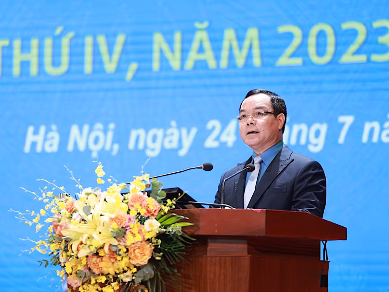 Chủ tịch Tổng Liên đoàn Lao động Việt Nam Nguyễn Đình Khang phát biểu tại lễ trao giải.