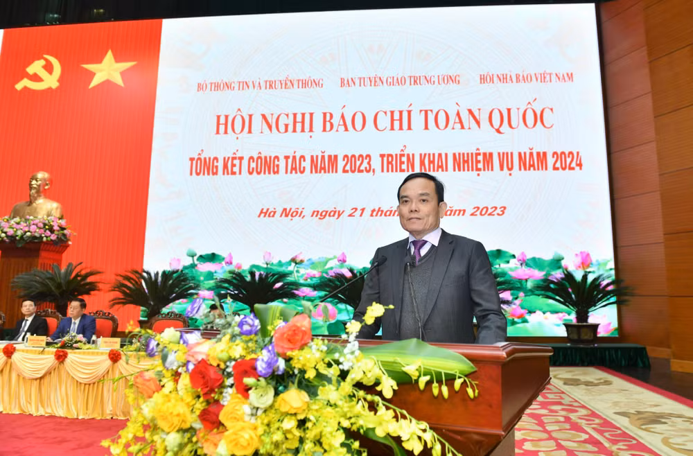 Phó Thủ tướng Trần Lưu Quang phát biểu tại Hội nghị.