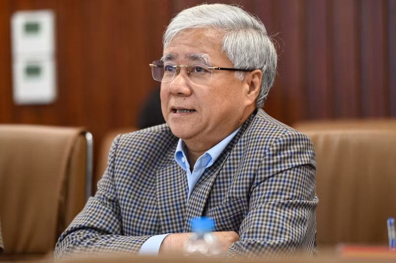 Chủ tịch Ủy ban Trung ương Mặt trận Tổ quốc Việt Nam Đỗ Văn Chiến phát biểu tại buổi làm việc.