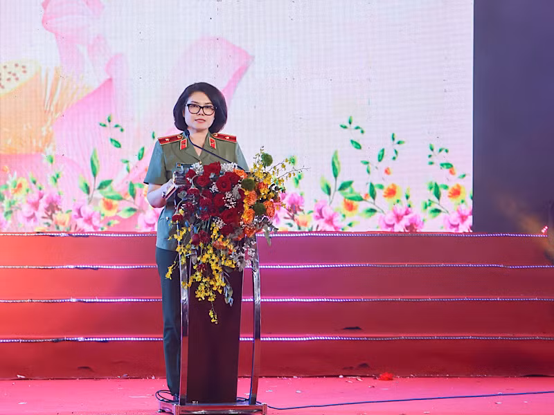 Thiếu tướng Ngô Hoài Thu, Phó Cục trưởng Cục Công tác đảng và công tác chính trị, Bộ Công an phát biểu bế mạc.