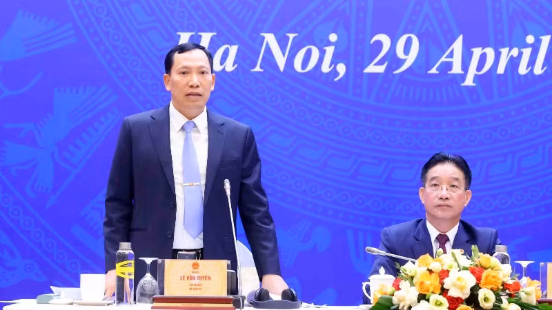 Trung tướng Lê Văn Tuyến, Thứ trưởng Công an trả lời các câu hỏi của phóng viên.