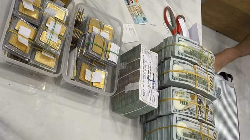 Tang vật thu giữ. Tang vật thu giữ.