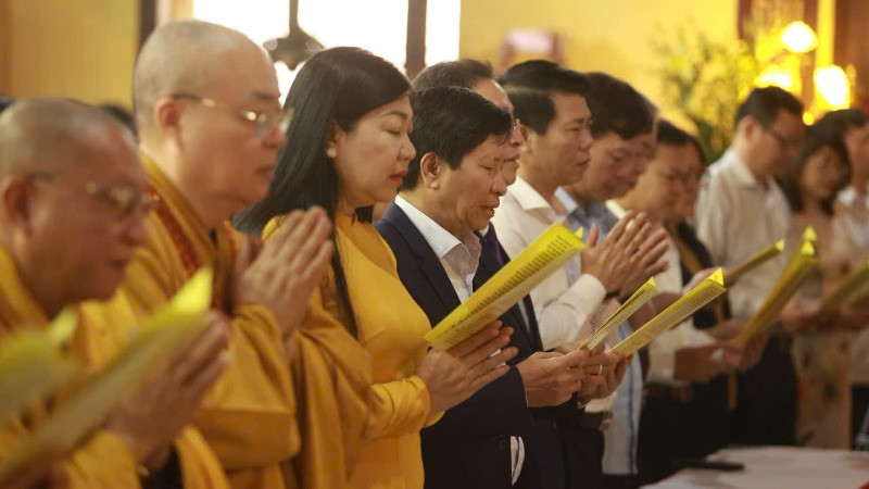 Các đại biểu tham dự đại lễ. Các đại biểu tham dự đại lễ.