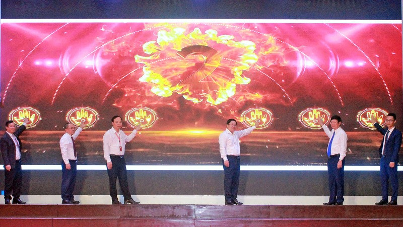 Đại diện Tạp chí Thanh niên và các đơn vị liên quan thực hiện nghi lễ khai mạc Cuộc thi.