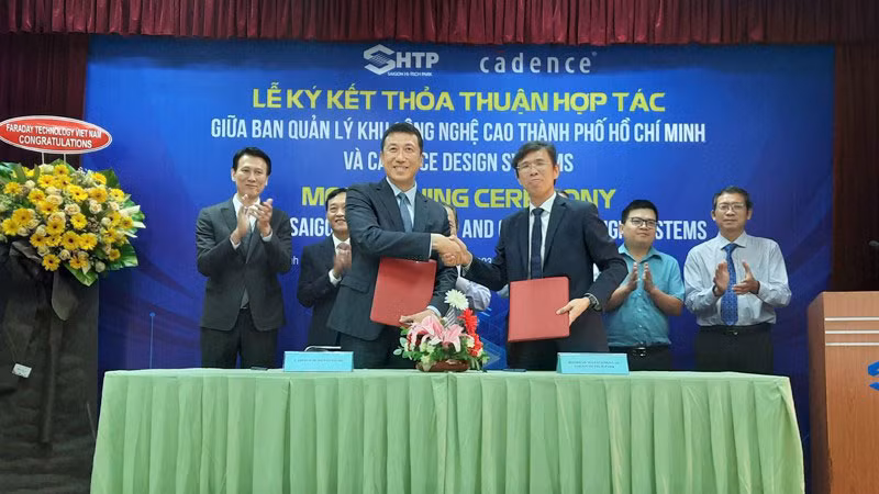 Ký kết thỏa thuận hợp tác giữa Ban Quản lý Khu Công nghệ cao Thành phố Hồ Chí Minh và Cadence Design Systems.