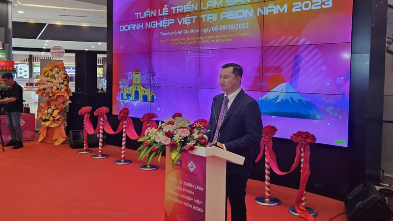 Ông Trần Phú Lữ, Giám đốc Trung tâm Xúc tiến Thương mại và Đầu tư Thành phố Hồ Chí Minh phát biểu tại triển lãm.