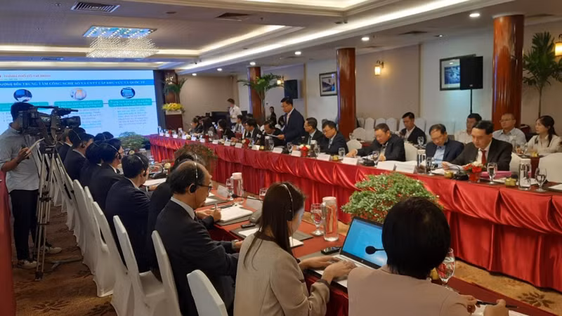 Quang cảnh Hội nghị bàn tròn giữa chính quyền Thành phố Hồ Chí Minh và Hiệp hội Doanh nghiệp Nhật Bản tại Thành phố Hồ Chí Minh.