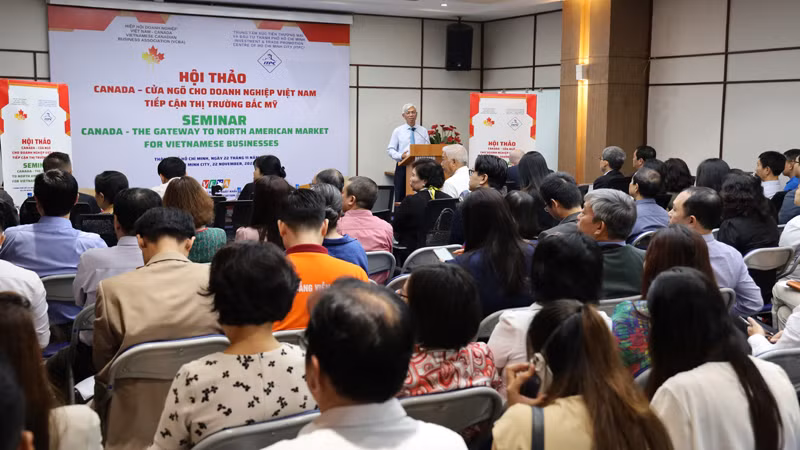 Quang cảnh hội thảo