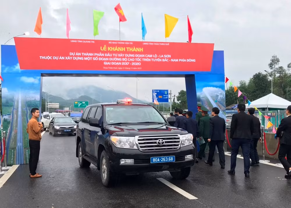 Tuyến cao tốc Cam Lộ-La Sơn đã hoàn thành và đưa vào khai thác.