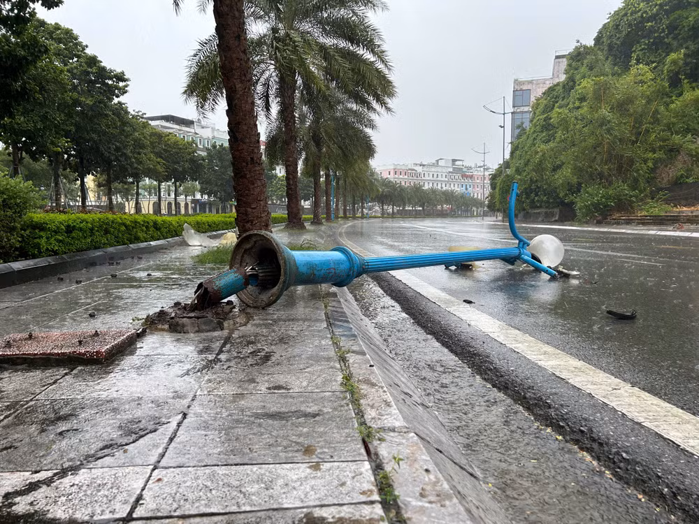 [Live] Bão số 3 di chuyển về phía Tây Bắc Bộ và suy yếu thành áp thấp nhiệt đới ảnh 88