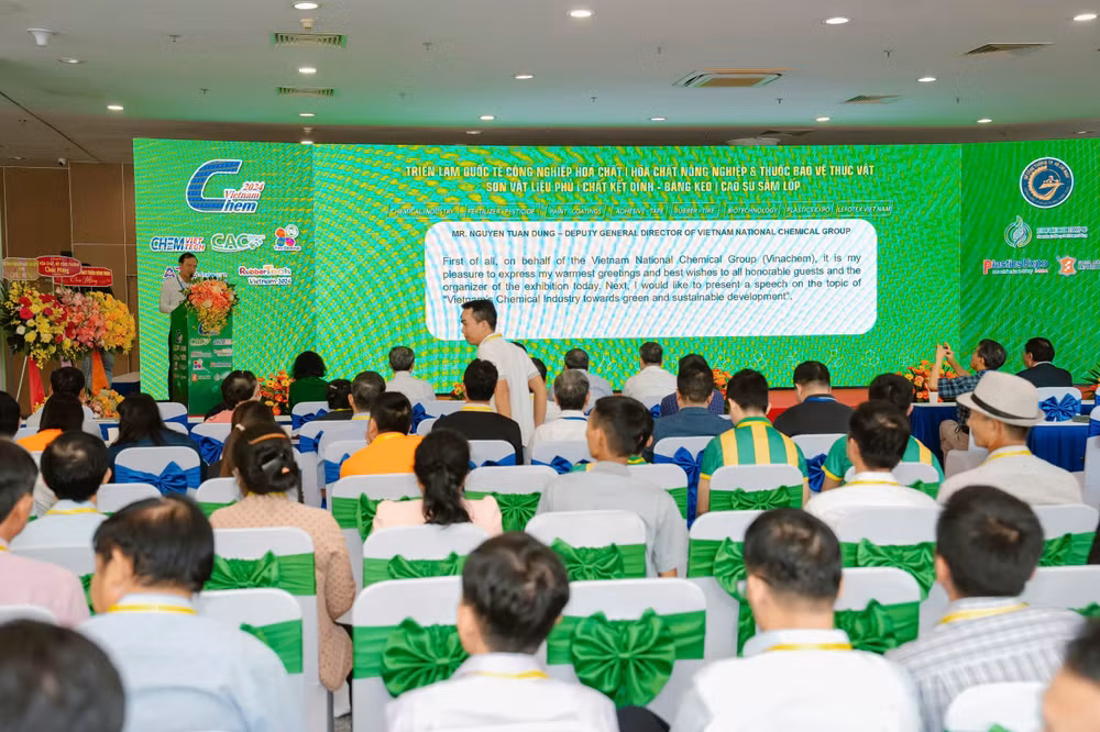 Toàn cảnh hội thảo.