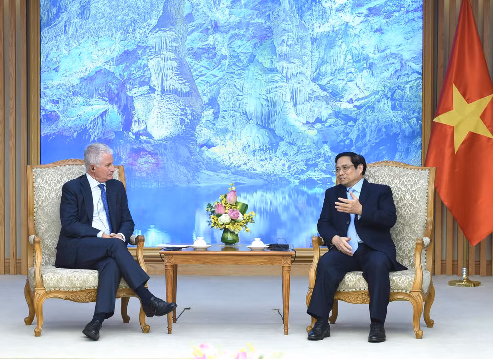 Thủ tướng đề nghị Warburg Pincus với mạng lưới khách hàng rộng lớn trên thế giới cần tiếp tục là cầu nối để đưa các nhà đầu tư Hoa Kỳ nói riêng và nước ngoài nói chung đến đầu tư tại Việt Nam.