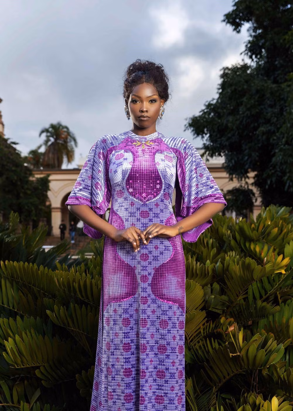 Hiệu ứng thị giác đặc biệt trên chất liệu vải nhung.