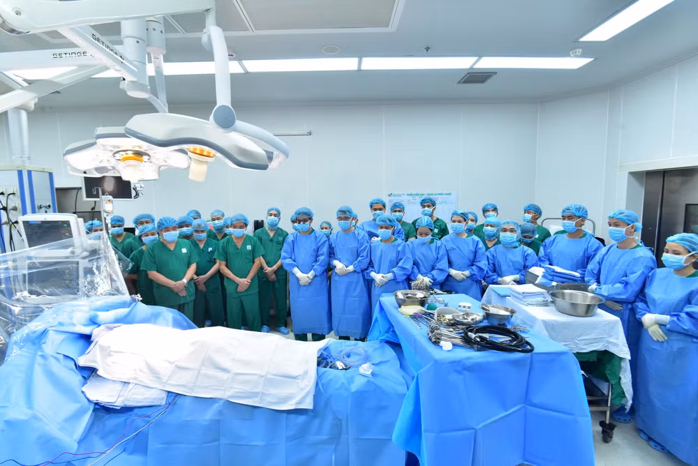 Các thầy thuốc tri ân nghĩa cử cao cả của người hiến tạng “Cho đi là còn mãi”.