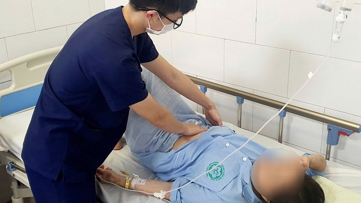 Bệnh nhân được điều trị tại Trung tâm Chống độc, Bệnh viện Bạch Mai.