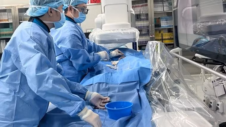 Một ca can thiệp đặt stent cấp cứu nhồi máu cơ tim.