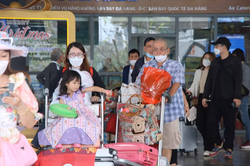 Dịp nghỉ Tết Dương lịch, nhiều du khách chọn Đà Nẵng làm điểm đến.