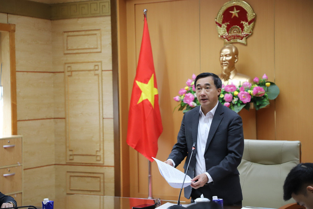 Giáo sư, Tiến sĩ Trần Văn Thuấn, Thứ trưởng Bộ Y tế, Chủ tịch Hội đồng Y khoa Quốc gia phát biểu.