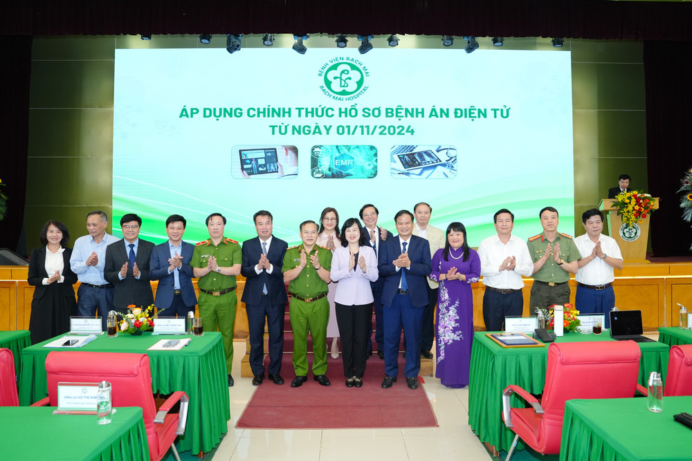 Triển khai Bệnh án điện tử và ứng dụng Bạch Mai care.