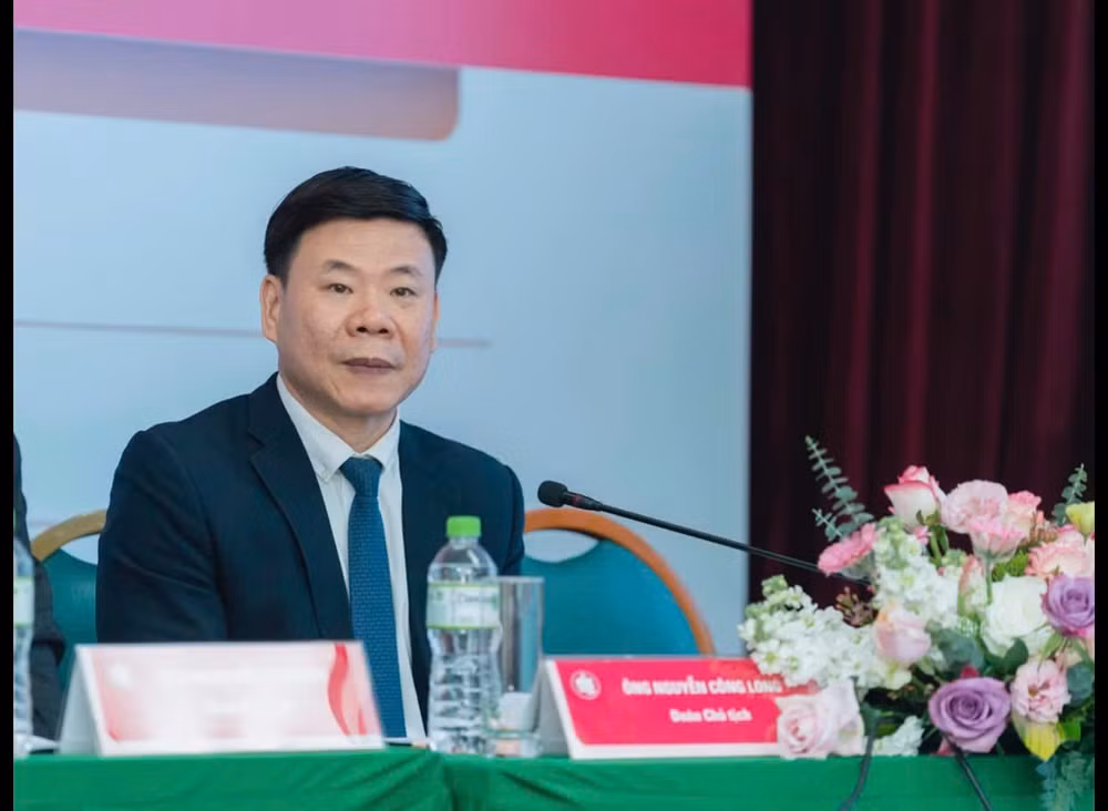 Phó Giáo sư, Tiến sĩ Nguyễn Công Long - Giám đốc Trung tâm Tiêu hóa - Gan mật, Bệnh viện Bạch Mai.