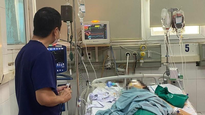 Nhanh chóng giải quyết tình trạng thiếu thuốc Dextran điều trị sốc sốt xuất huyết cho người bệnh. 