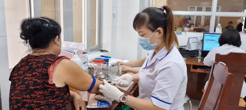 Triển khai các mô hình xét nghiệm mới.