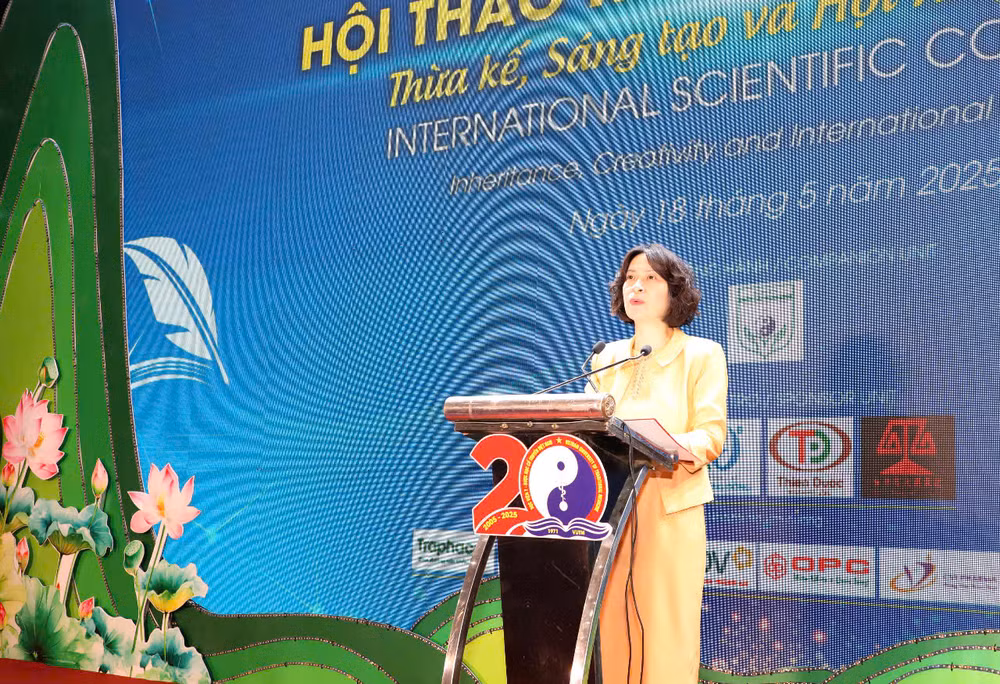 Thứ trưởng Y tế Nguyễn Thị Liên Hương phát biểu.