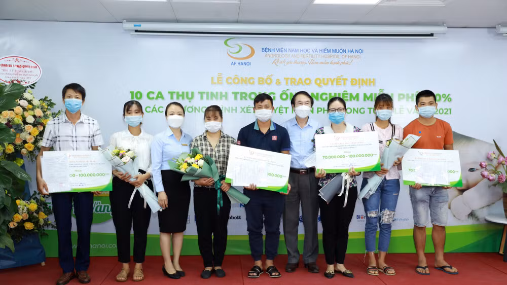 Gia đình chị Sương là một trong số những cặp vợ chồng được hỗ trợ làm IVF miễn phí.