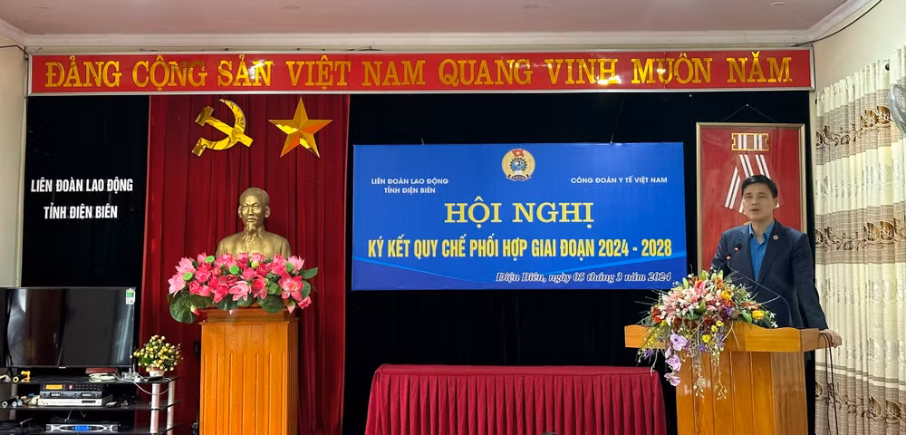 Đồng chí Ngọ Duy Hiểu, Phó Chủ tịch Tổng Liên đoàn Lao động Việt Nam phát biểu.