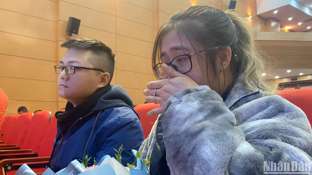 Tăng Minh Hiền vững vàng kể từ khi mẹ không may qua đời, hiến tạng cứu sống nhiều người khác. 