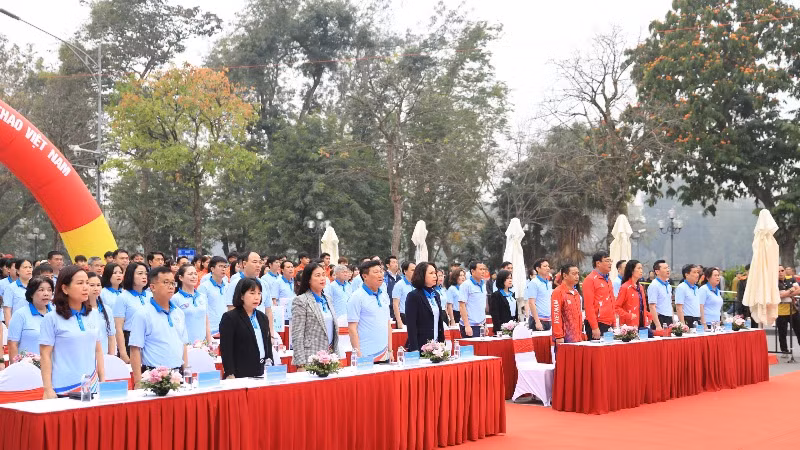 Lễ phát động được tổ chức tại khu vực hồ Hoàn Kiếm