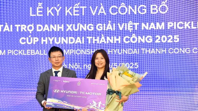 Hyundai Thành Công tài trợ cho Giải đấu.