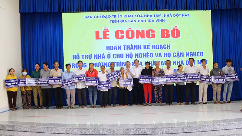 Hộ nghèo, cận nghèo tỉnh Trà Vinh được hỗ trợ xây mới, sửa chữa nhà ở.
