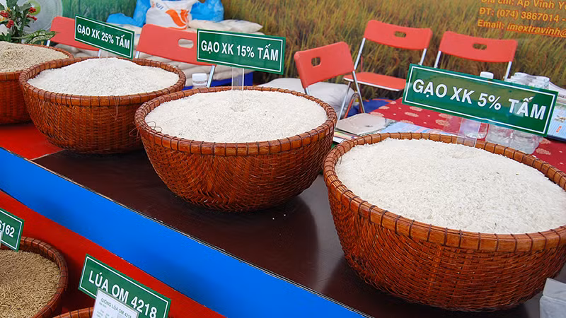 Sản phẩm lúa, gạo xuất khẩu của tỉnh Trà Vinh.