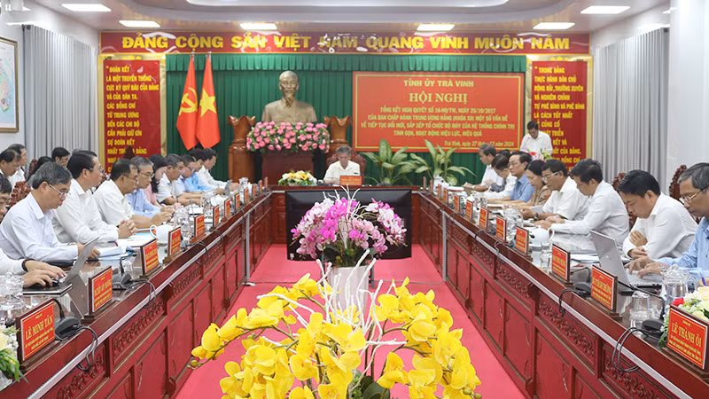 Tỉnh ủy Trà Vinh tổ chức hội nghị tổng kết thực hiện Nghị quyết số 18-NQ/TW ngày 25/10/2017 của Ban Chấp hành Trung ương Đảng khóa XII.