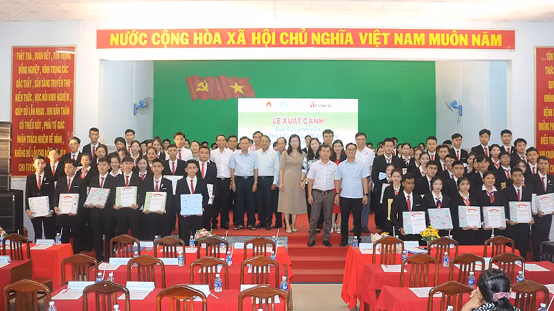 Thanh niên các tỉnh Trà Vinh, Bến Tre trúng tuyển và sẽ làm việc theo hợp đồng có thời hạn tại Nhật Bản.