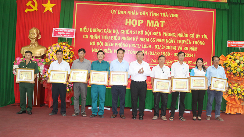 Các cá nhân được trao tặng Kỷ niệm chương "Vì chủ quyền an ninh biên giới Tổ quốc".
