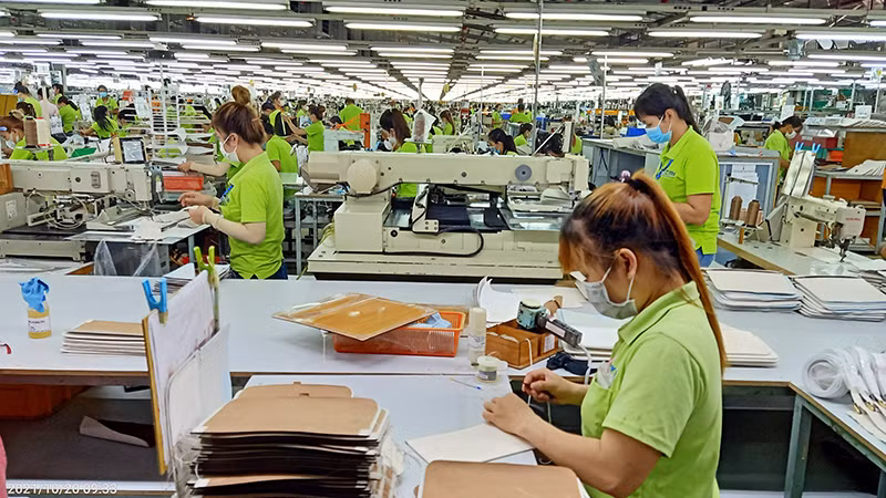 Các doanh nghiệp trên địa bàn tỉnh Trà Vinh hiện còn nợ đóng bảo hiểm y tế với hơn 2.800 công nhân, lao động. Các doanh nghiệp trên địa bàn tỉnh Trà Vinh hiện còn nợ đóng bảo hiểm y tế với hơn 2.800 công nhân, lao động.