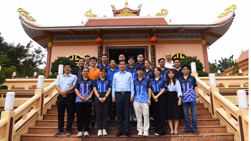 Sinh viên Việt Nam tại Thái Lan học tập và làm theo tư tưởng, đạo đức, phong cách Hồ Chí Minh