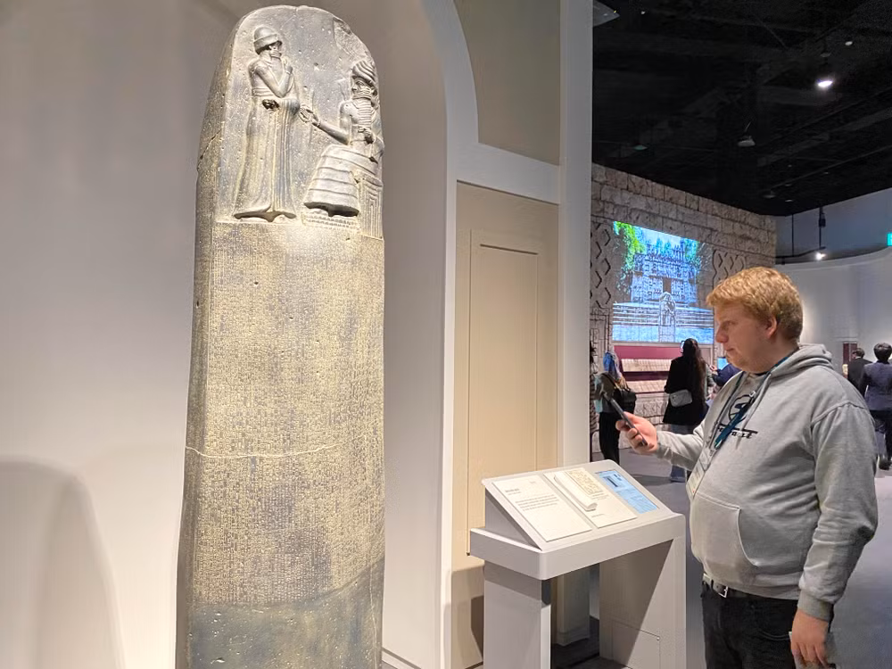 Bộ luật Hammurabi.