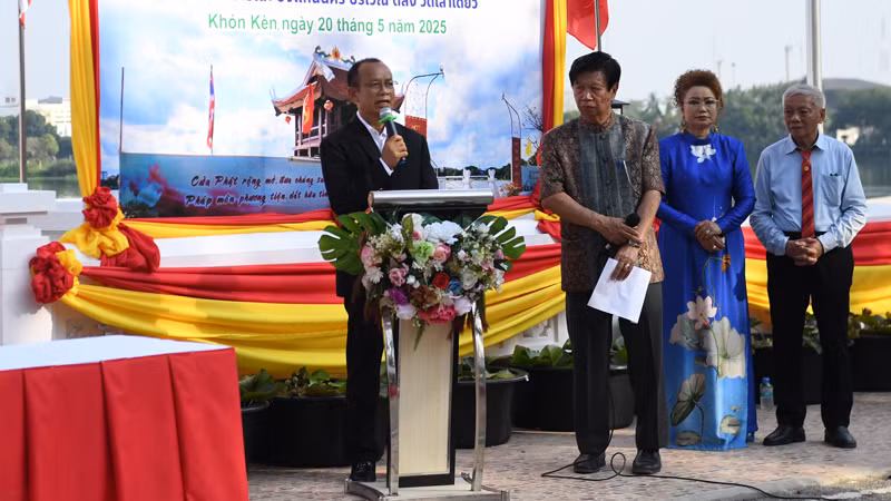 Đại diện chính quyền thành phố Khon Kaen phát biểu tại sự kiện.