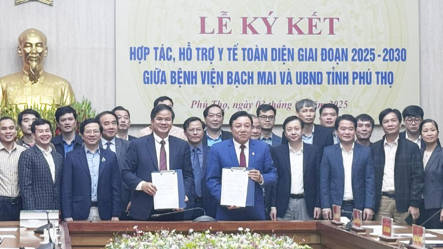 Lãnh đạo tỉnh Phú Thọ và Bệnh viện Bạch Mai ký kết hợp tác toàn diện giữa tỉnh Phú Thọ và Bệnh viện Bạch Mai.