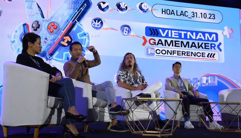 Các đại biểu thảo luận tại Diễn đàn Quốc gia ngành game Việt 2023.