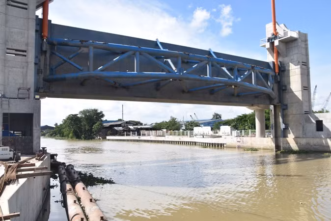 Cống âu Nguyễn Tấn Thành lớn thứ 2 ở đồng bằng sông Cửu Long để ngăn mặn, trữ ngọt.