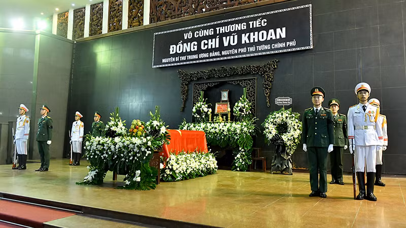 Lễ tang đồng chí Vũ Khoan được tổ chức tại Nhà tang lễ quốc gia, số 5 Trần Thánh Tông, Hà Nội. Lễ tang đồng chí Vũ Khoan được tổ chức tại Nhà tang lễ quốc gia, số 5 Trần Thánh Tông, Hà Nội.