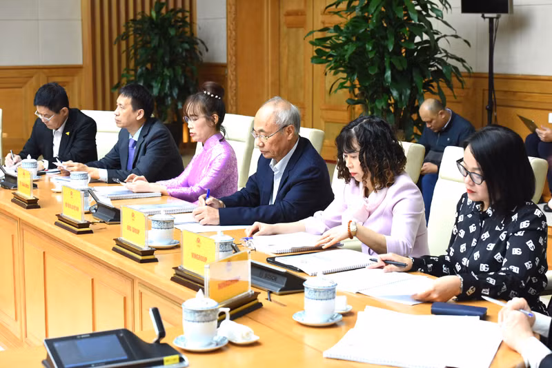 Đại diện các hiệp hội, doanh nghiệp du lịch.