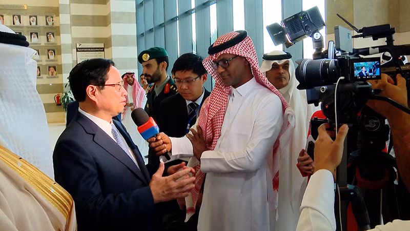 Thủ tướng Phạm Minh Chính trả lời phỏng vấn.